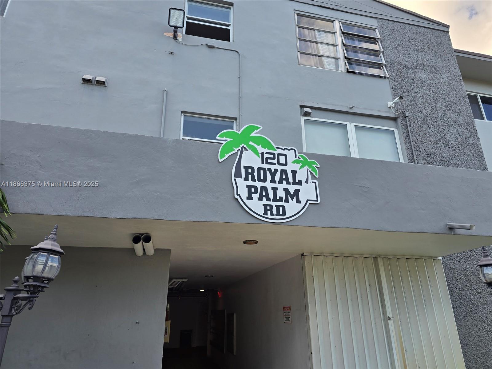 120 Royal Palm Road, Unit 209 Hialeah Gardens, FL 33016 - Photo 4 of 85
