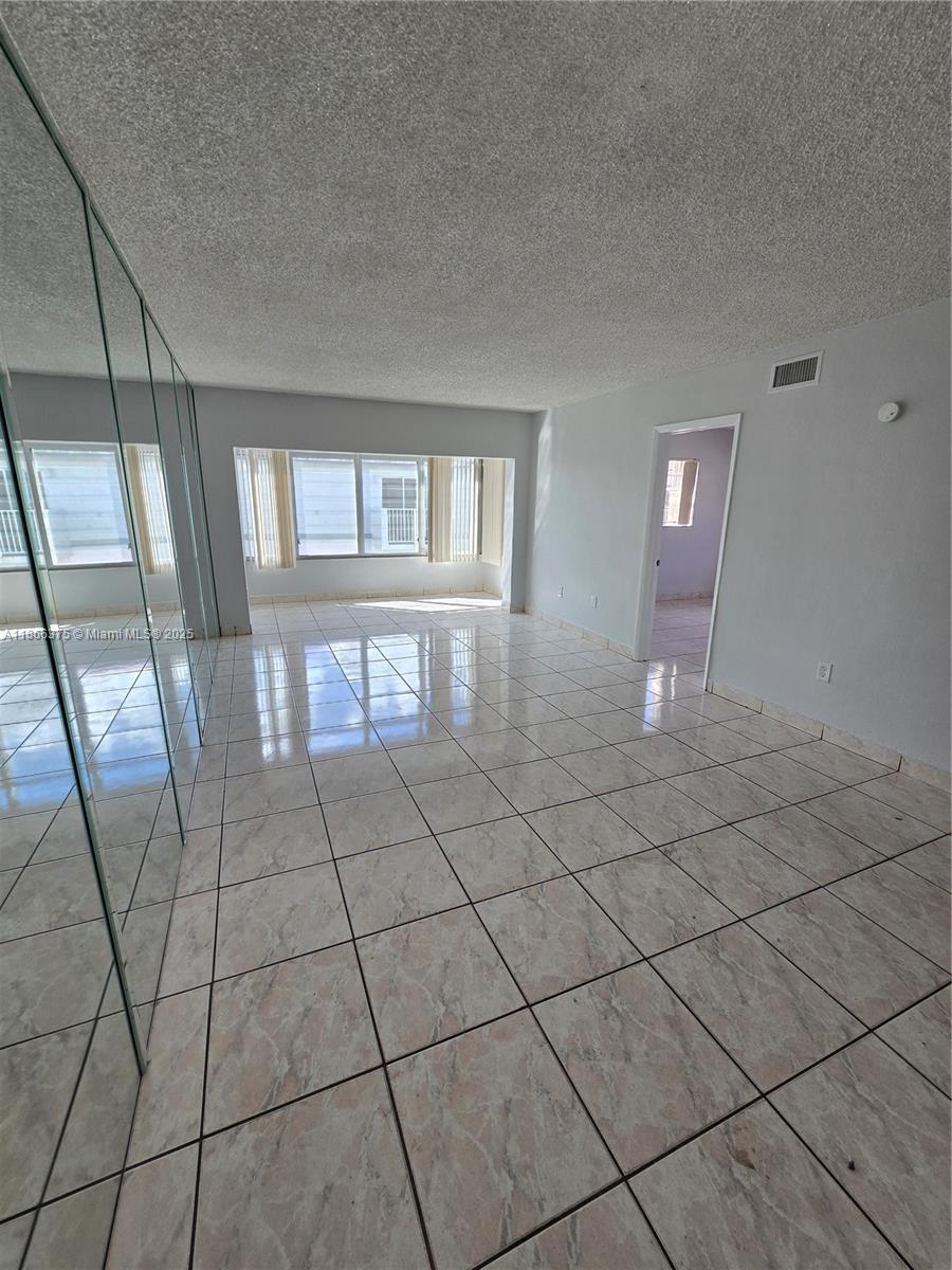 120 Royal Palm Road, Unit 209 Hialeah Gardens, FL 33016 - Photo 52 of 85