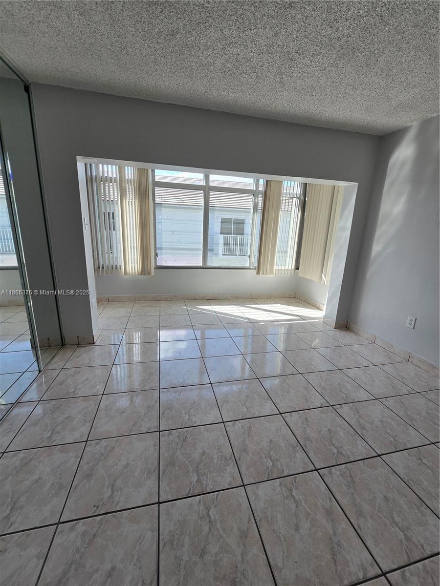 120 Royal Palm Road, Unit 209 Hialeah Gardens, FL 33016 - Photo 54 of 85