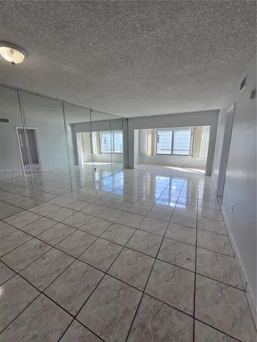$1,850 | 120 Royal Palm Road, Unit 209, Hialeah Gardens, FL 33016