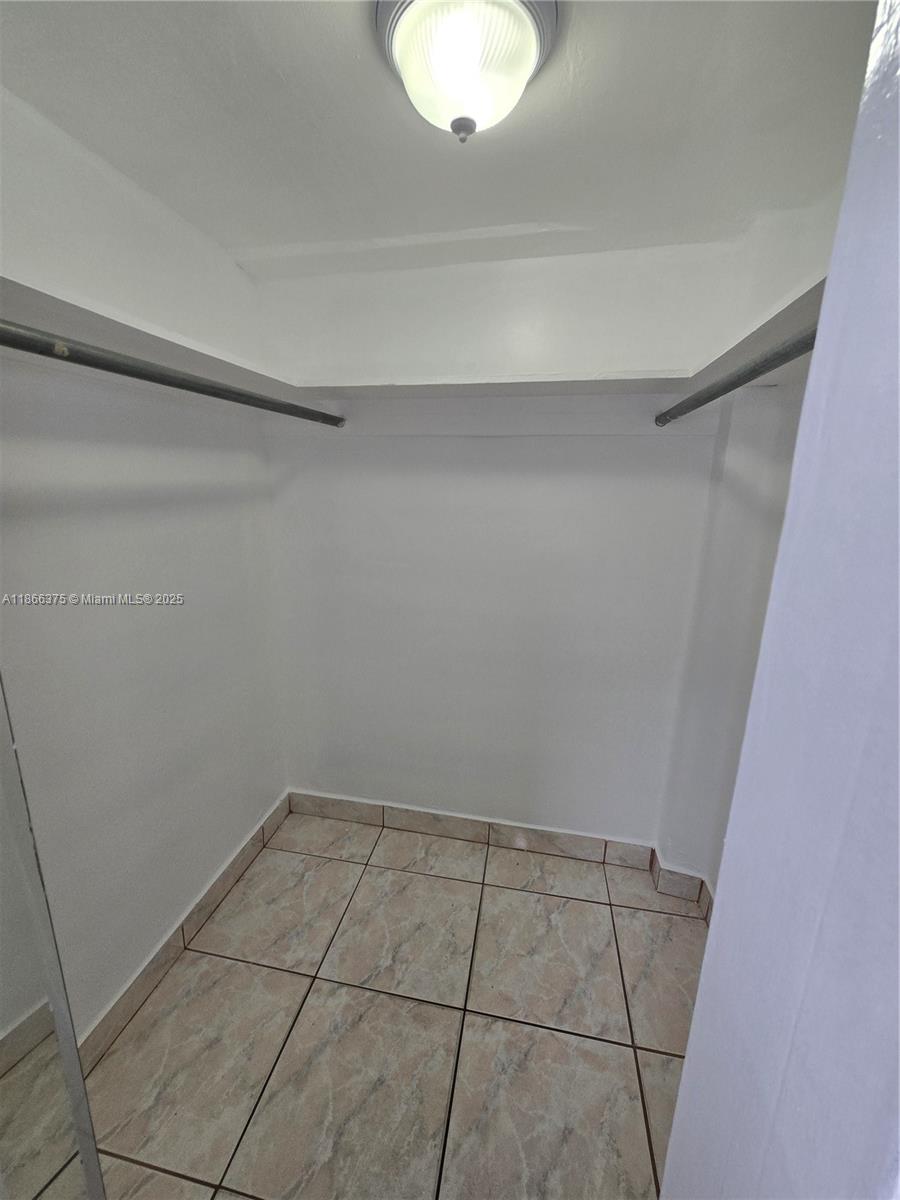 120 Royal Palm Road, Unit 209 Hialeah Gardens, FL 33016 - Photo 62 of 85