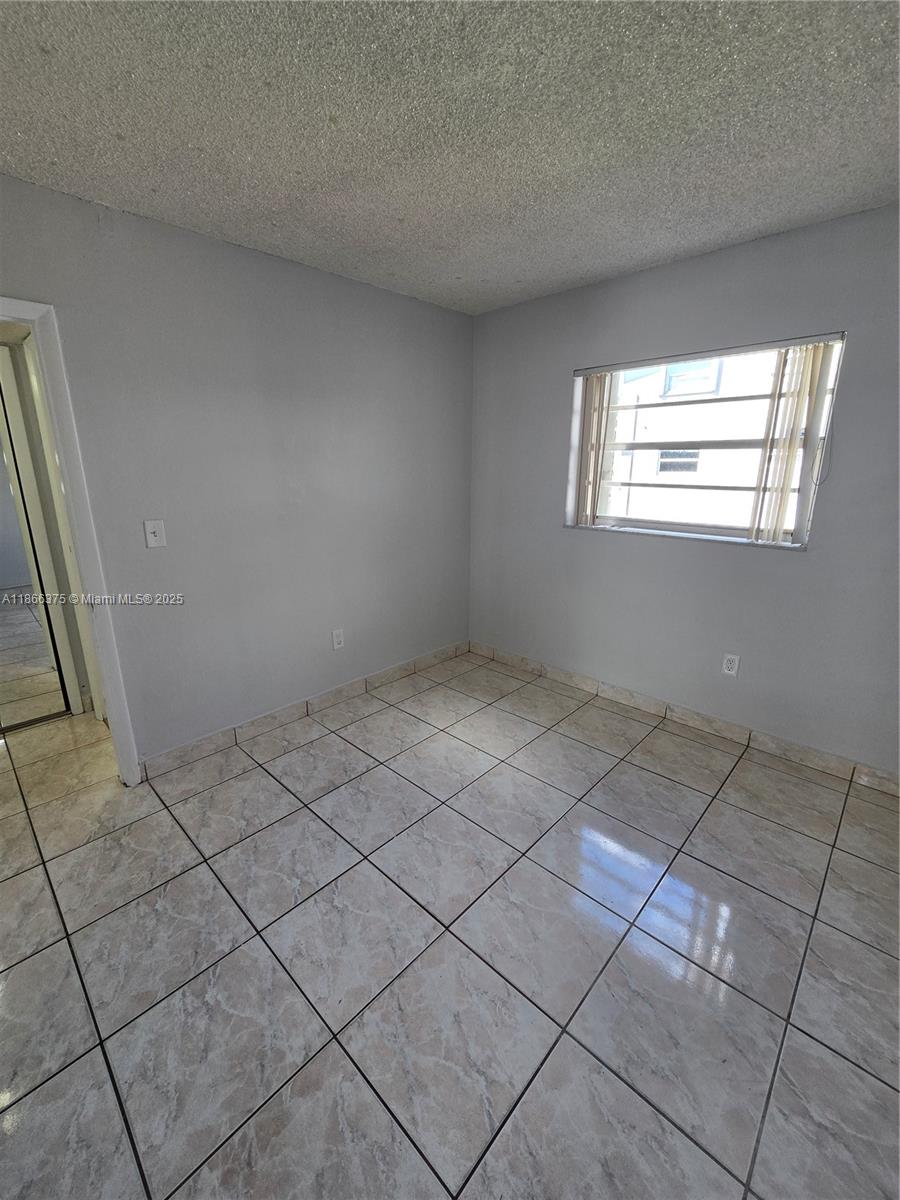 120 Royal Palm Road, Unit 209 Hialeah Gardens, FL 33016 - Photo 68 of 85
