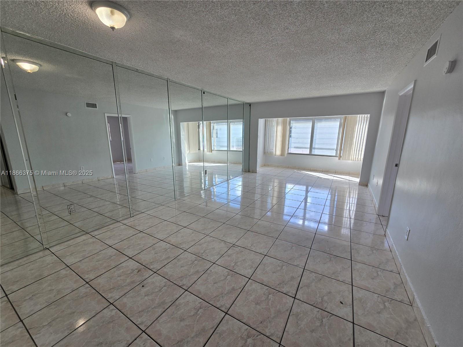 120 Royal Palm Road, Unit 209 Hialeah Gardens, FL 33016 - Photo 8 of 85