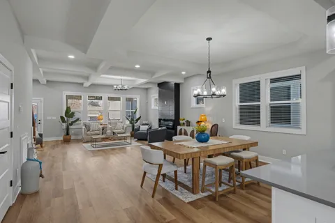 $650,000 | 2015 9th Avenue North, Nashville, TN 37208