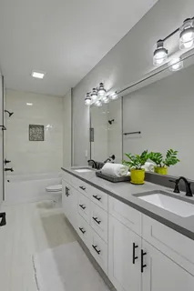 $650,000 | 2015 9th Avenue North, Nashville, TN 37208