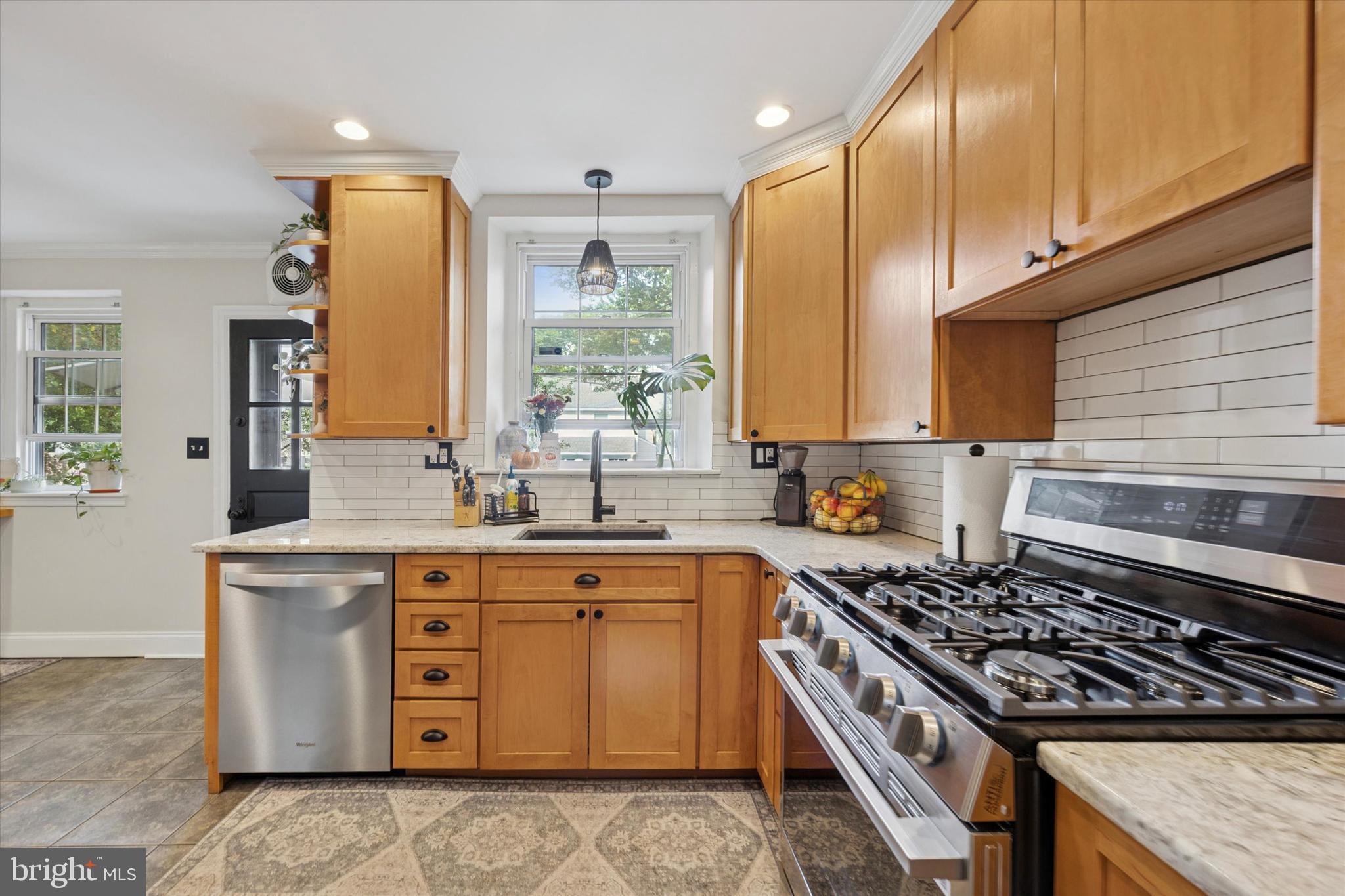 516 Lennox Road Wilmington, DE 19809 - Photo 7 of 25 Kitchen