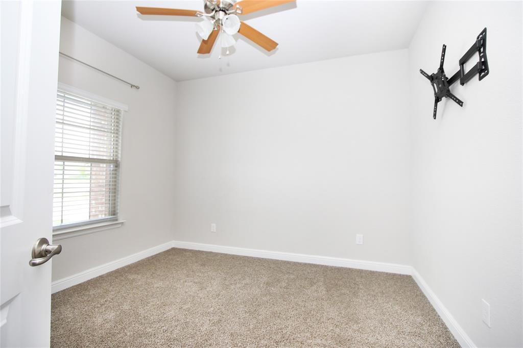 2405 Moon Ranch Drive Weatherford, TX 76087 - Photo 11 of 22