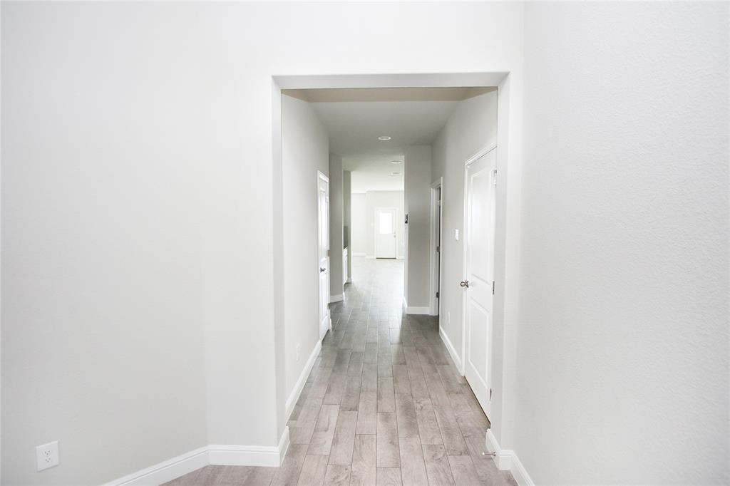 2405 Moon Ranch Drive Weatherford, TX 76087 - Photo 9 of 22