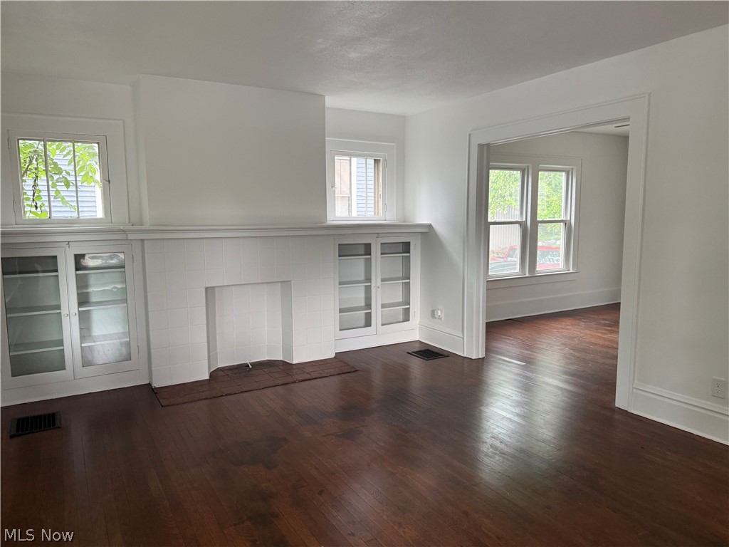 954 Pershing Road Zanesville, OH 43701 - Photo 4 of 19