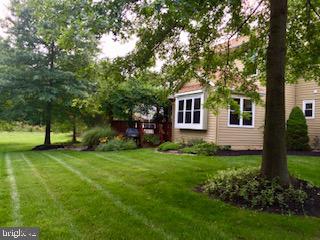 123 Rabbit Run Road Sewell, NJ 08080 - Photo 6 of 25 Rear yard