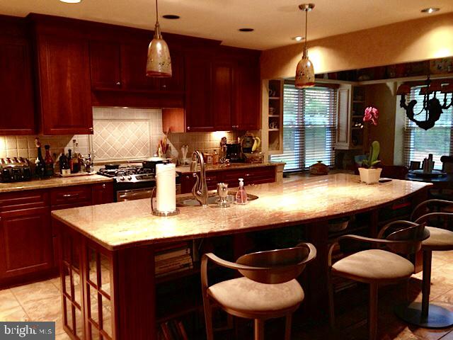 123 Rabbit Run Road Sewell, NJ 08080 - Photo 8 of 25 Kitchen