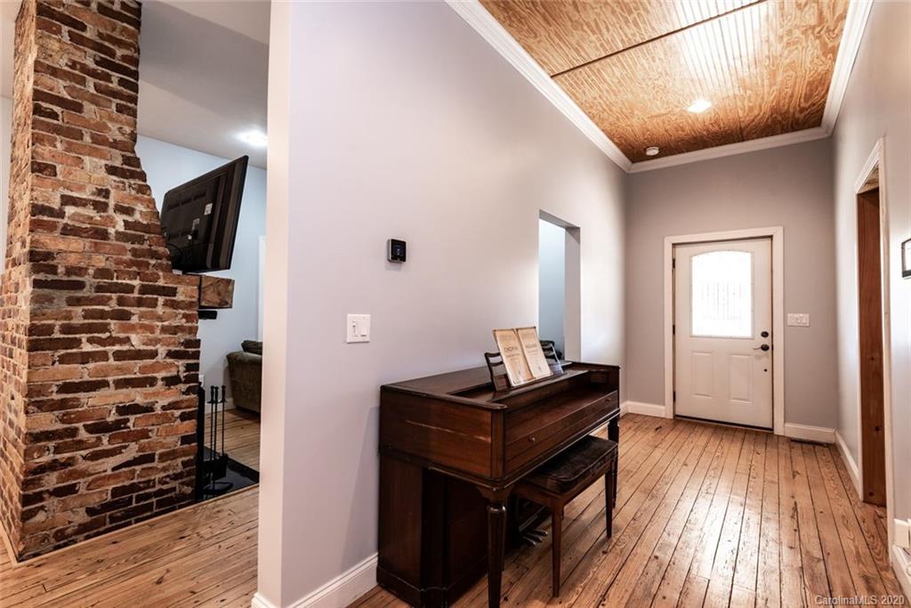 7882 Long Island Road Catawba, NC 28609 - Photo 4 of 35 Gallery Image 4