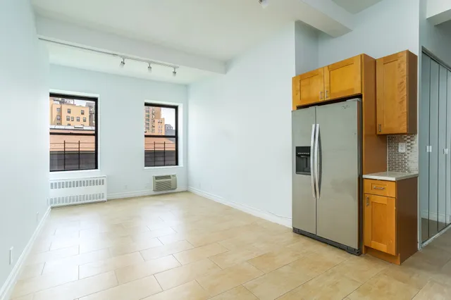 $1,150,000 | 150 Joralemon Street, Unit 6B | Brooklyn Heights