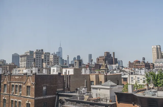 $1,150,000 | 150 Joralemon Street, Unit 6B | Brooklyn Heights