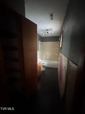 $84,900 | 35352 Wilderness Road, Jonesville, VA 24263