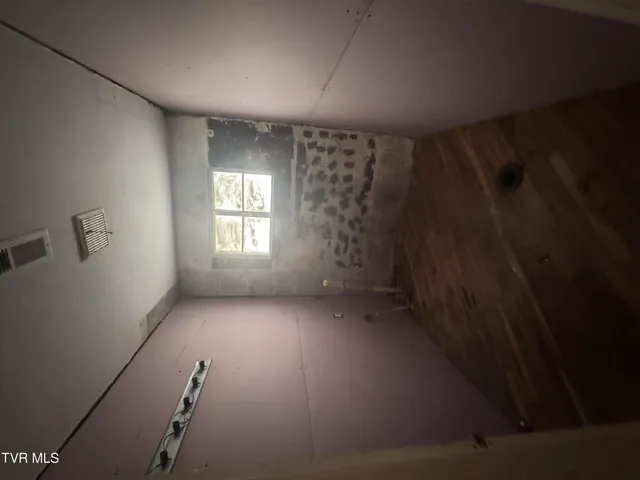 $84,900 | 35352 Wilderness Road, Jonesville, VA 24263