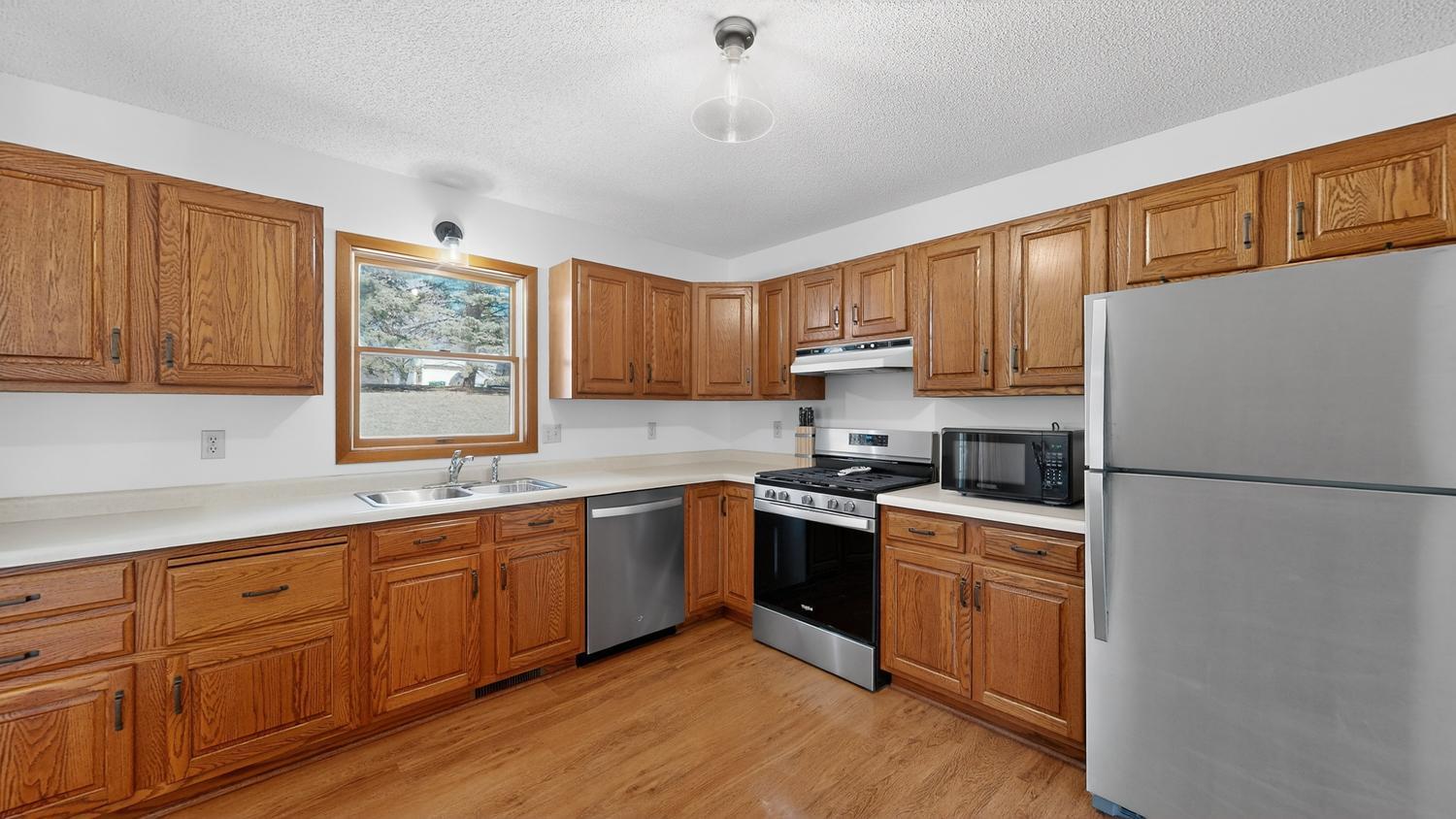 21 23rd Street Southwest Rochester, MN 55902 - Photo 19 of 38