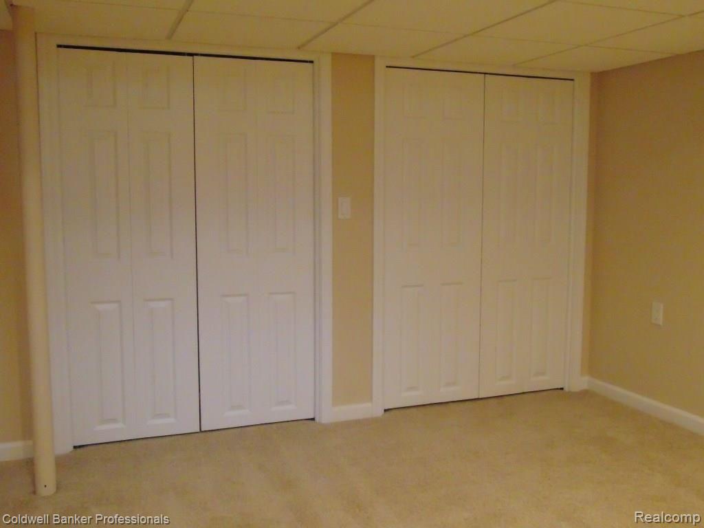 21237 Parklane Road Farmington Hills, MI 48335 - Photo 32 of 56
