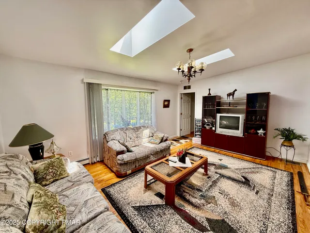 $349,000 | 3224 Lakeview Drive, Henryville, PA 18332