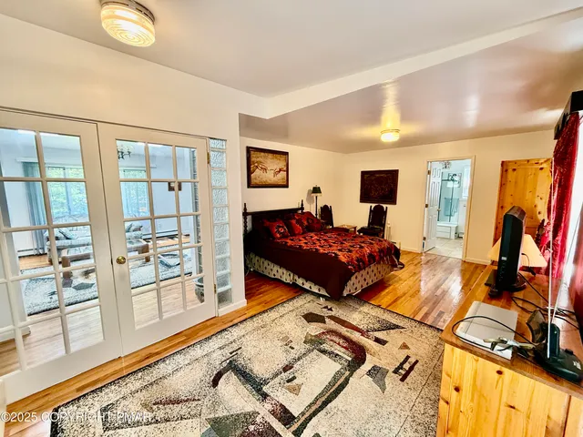 $349,000 | 3224 Lakeview Drive, Henryville, PA 18332