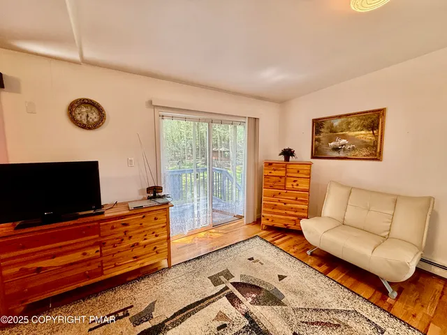 $349,000 | 3224 Lakeview Drive, Henryville, PA 18332