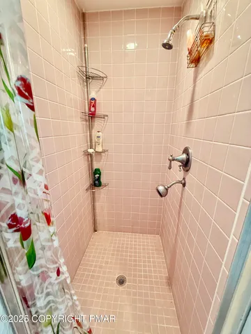 $349,000 | 3224 Lakeview Drive, Henryville, PA 18332