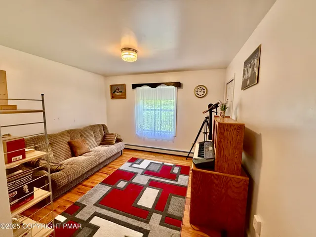 $349,000 | 3224 Lakeview Drive, Henryville, PA 18332