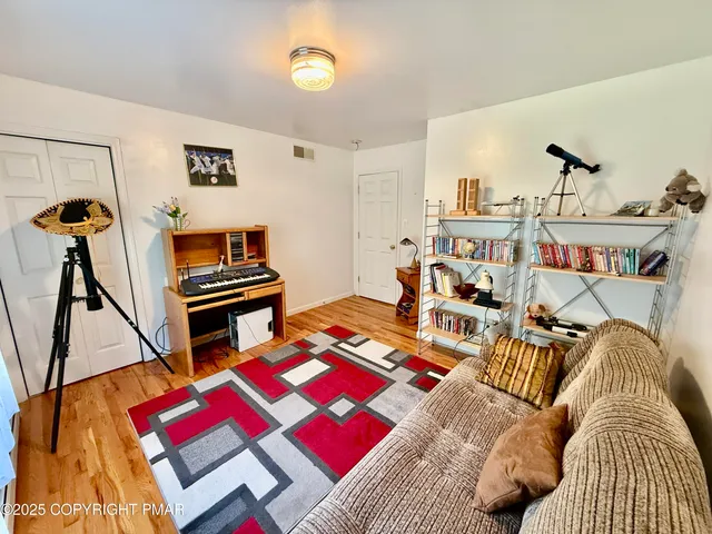 $349,000 | 3224 Lakeview Drive, Henryville, PA 18332