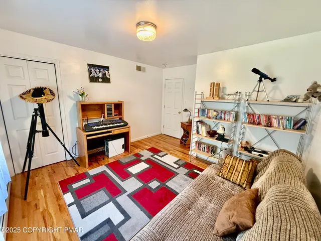 $349,000 | 3224 Lakeview Drive, Henryville, PA 18332