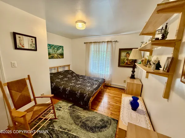 $348,700 | 3224 Lakeview Drive, Henryville, PA 18332