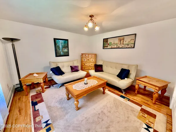 $348,700 | 3224 Lakeview Drive, Henryville, PA 18332