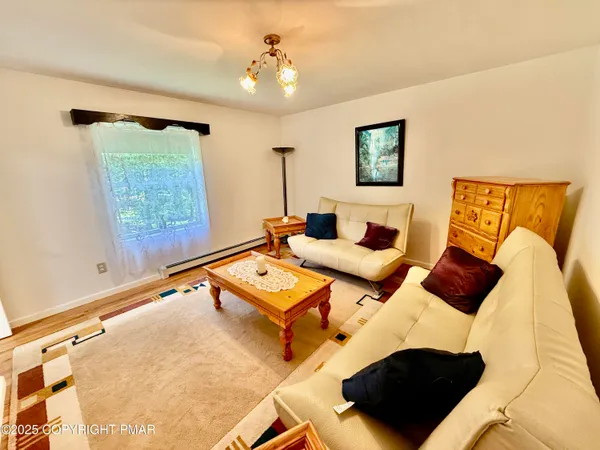 $348,700 | 3224 Lakeview Drive, Henryville, PA 18332