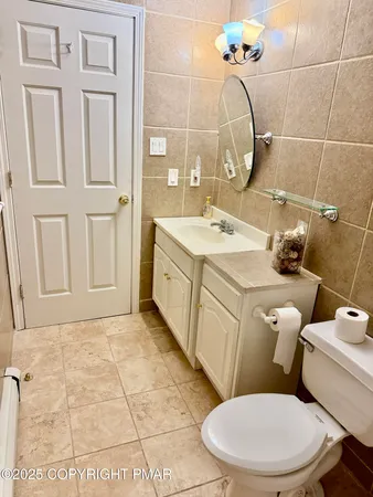 $348,700 | 3224 Lakeview Drive, Henryville, PA 18332