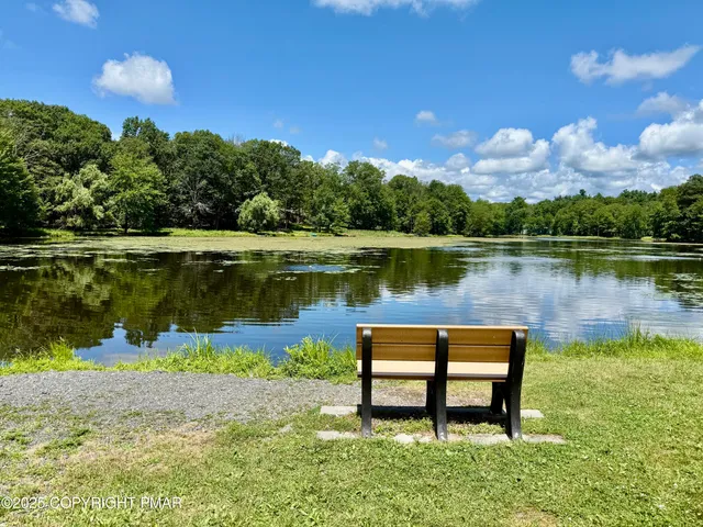 $349,000 | 3224 Lakeview Drive, Henryville, PA 18332