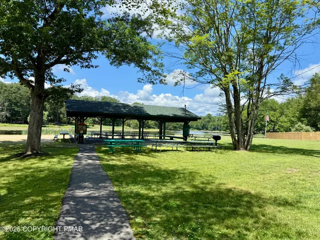 $349,000 | 3224 Lakeview Drive, Henryville, PA 18332