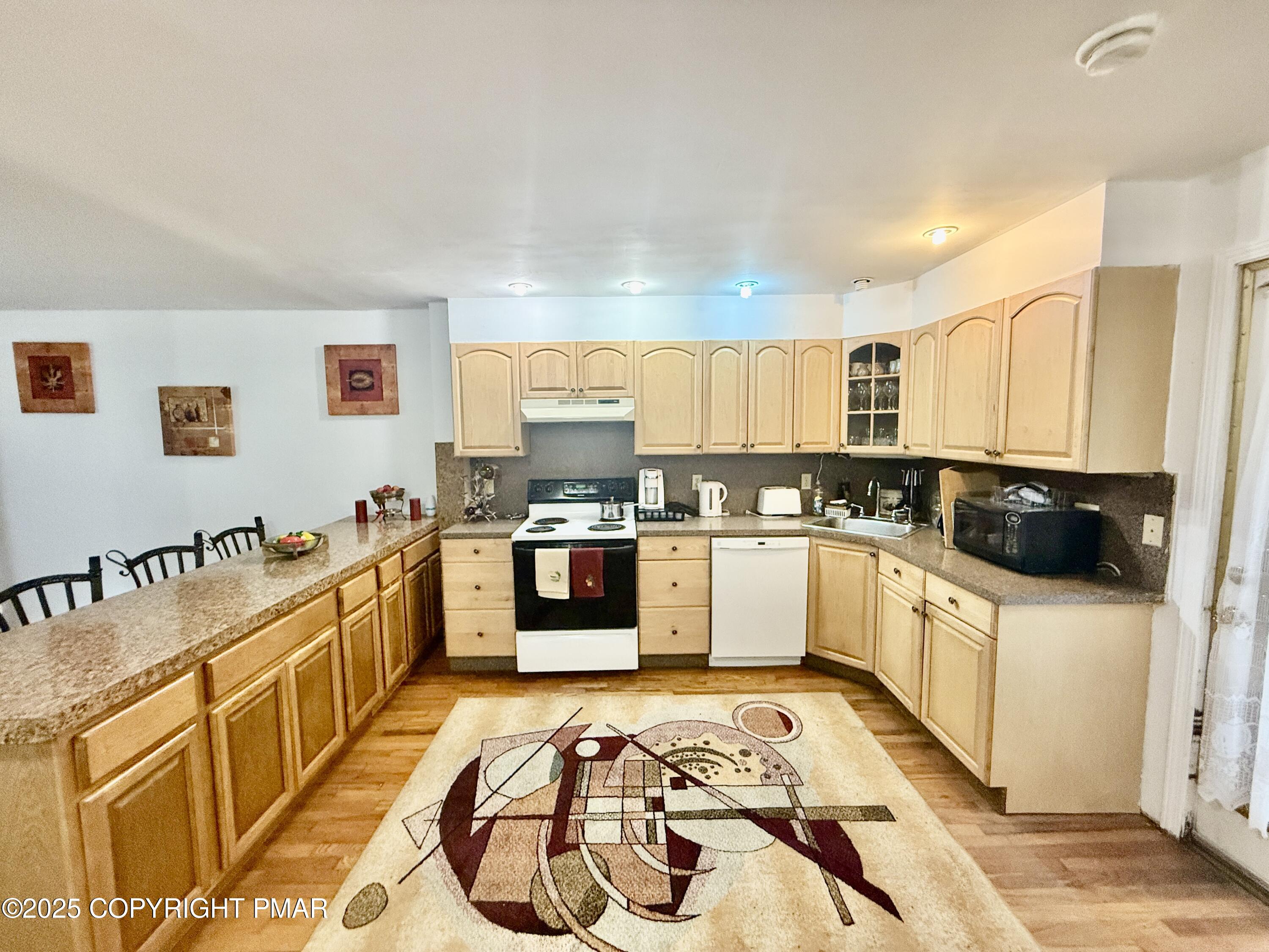 3224 Lakeview Drive Henryville, PA 18332 - Photo 10 of 48 IMG_8381