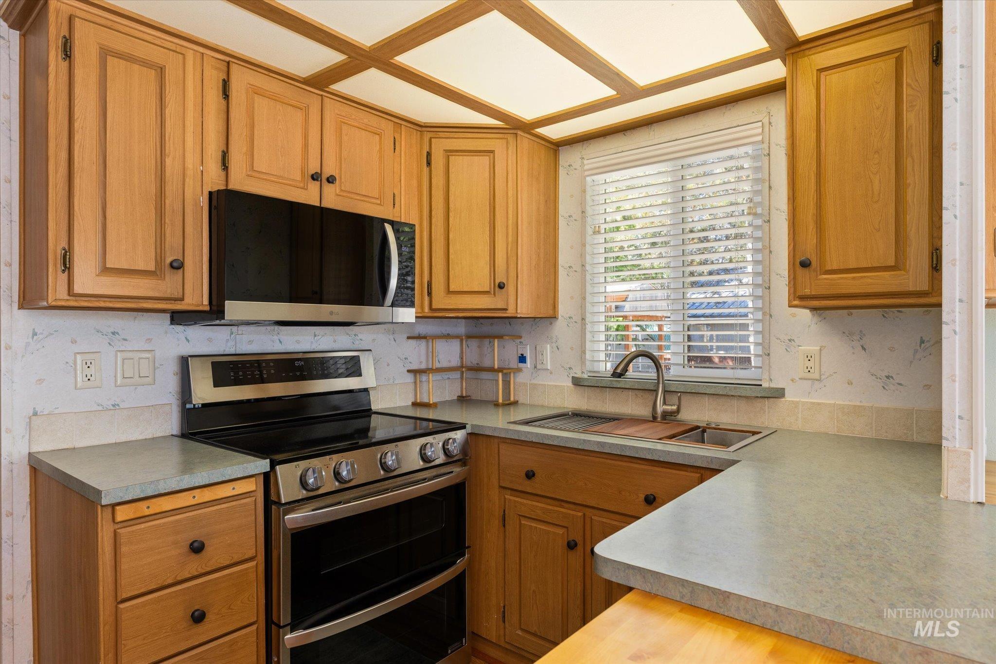 33-35 A Street Cascade, ID 83611 - Photo 7 of 20