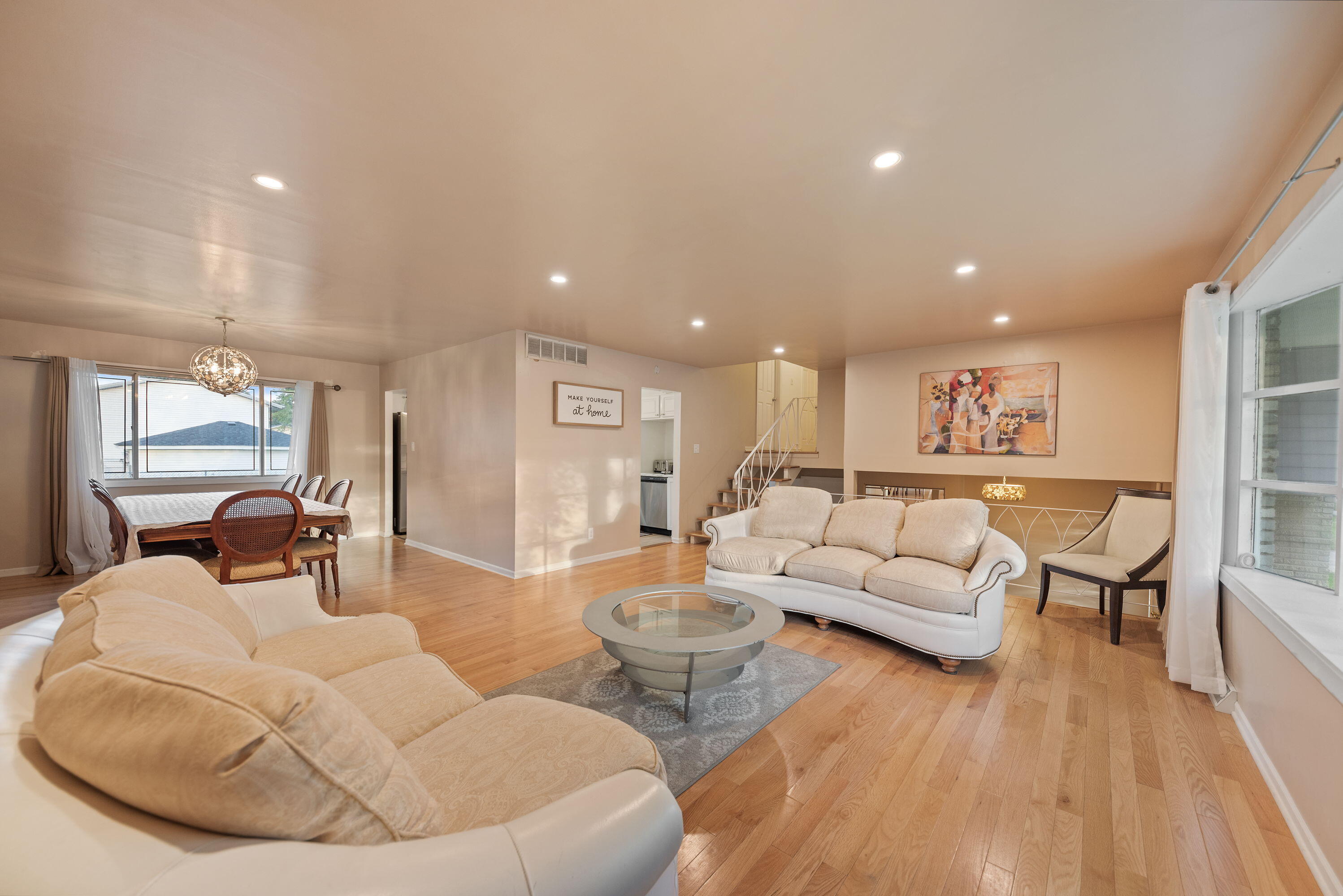 551 Union Place Gary, IN 46403 - Photo 5 of 19 a living room with furniture and wooden floor