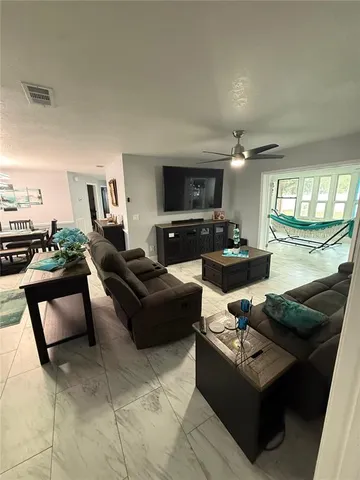 $410,000 | 3575 Lark Lane, Mulberry, FL 33860