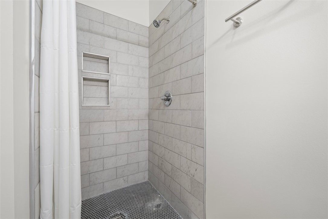 908 Linley Street, Unit A & B Anderson, SC 29625 - Photo 31 of 42