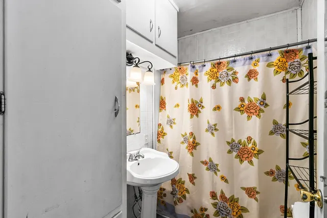 $185,000 | 412 West Chestnut Street, Pardeeville, WI 53954