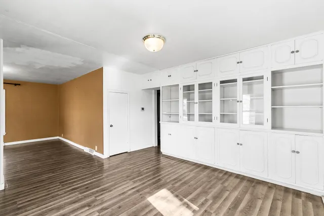 $185,000 | 412 West Chestnut Street, Pardeeville, WI 53954