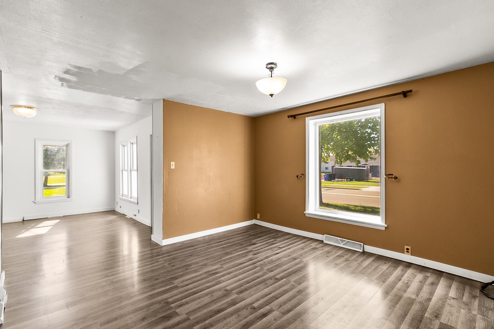 412 West Chestnut Street Pardeeville, WI 53954 - Photo 19 of 50