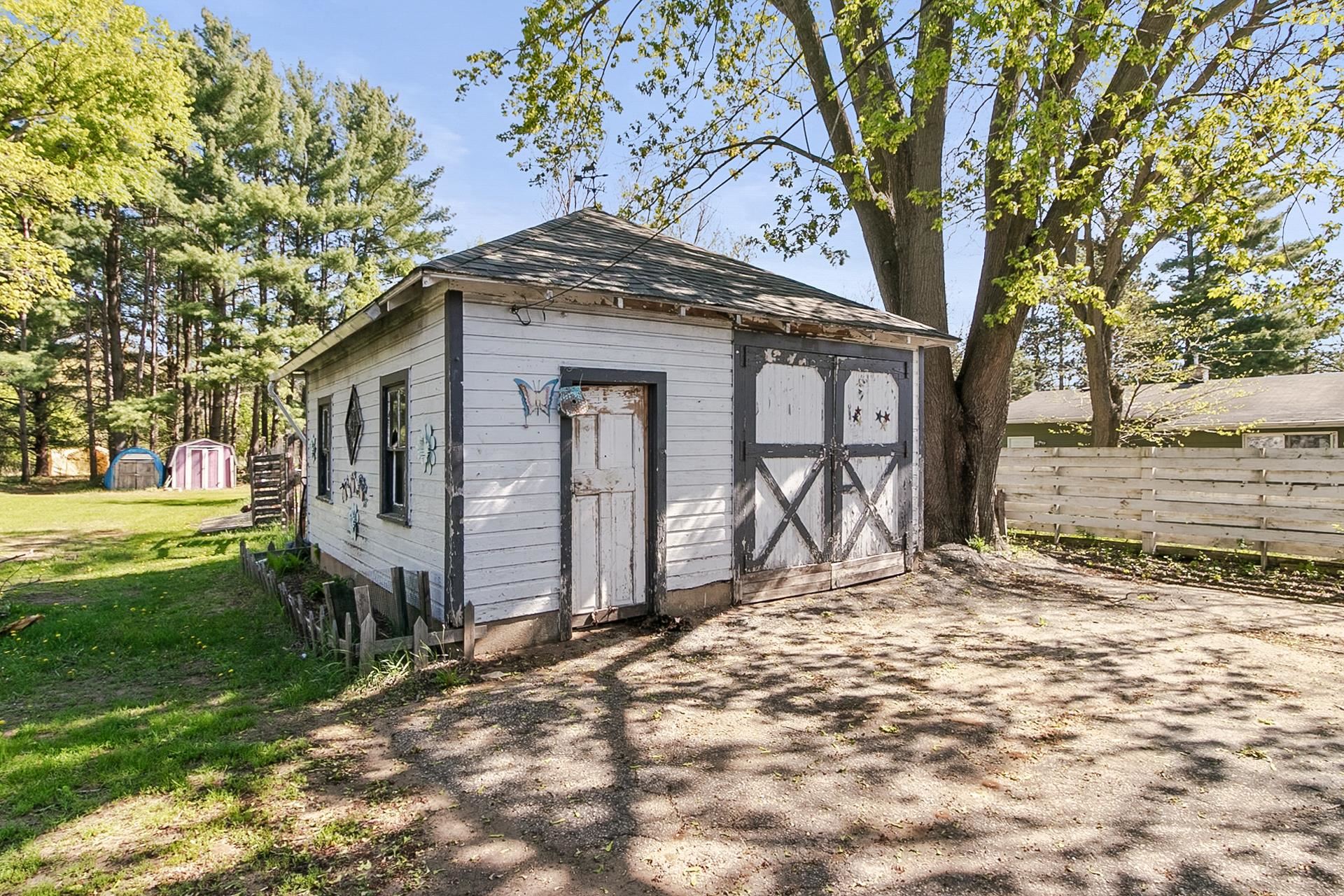 412 West Chestnut Street Pardeeville, WI 53954 - Photo 35 of 50