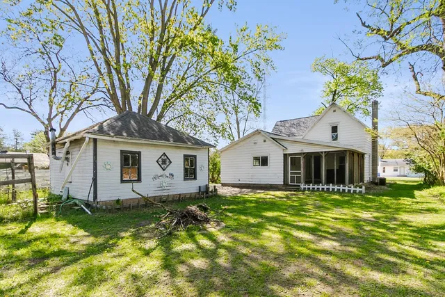 $185,000 | 412 West Chestnut Street, Pardeeville, WI 53954