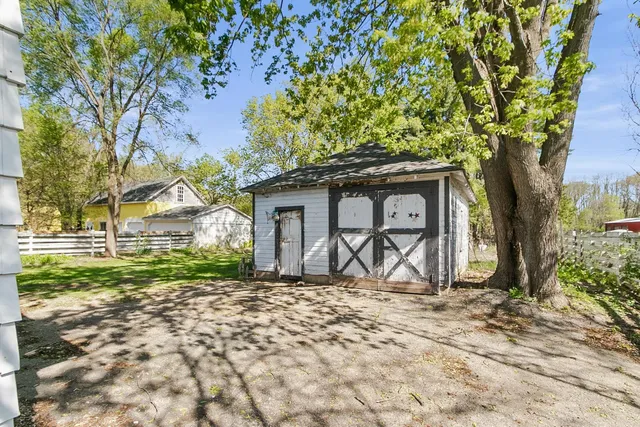 $185,000 | 412 West Chestnut Street, Pardeeville, WI 53954