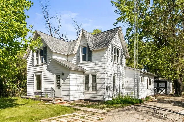 $185,000 | 412 West Chestnut Street, Pardeeville, WI 53954