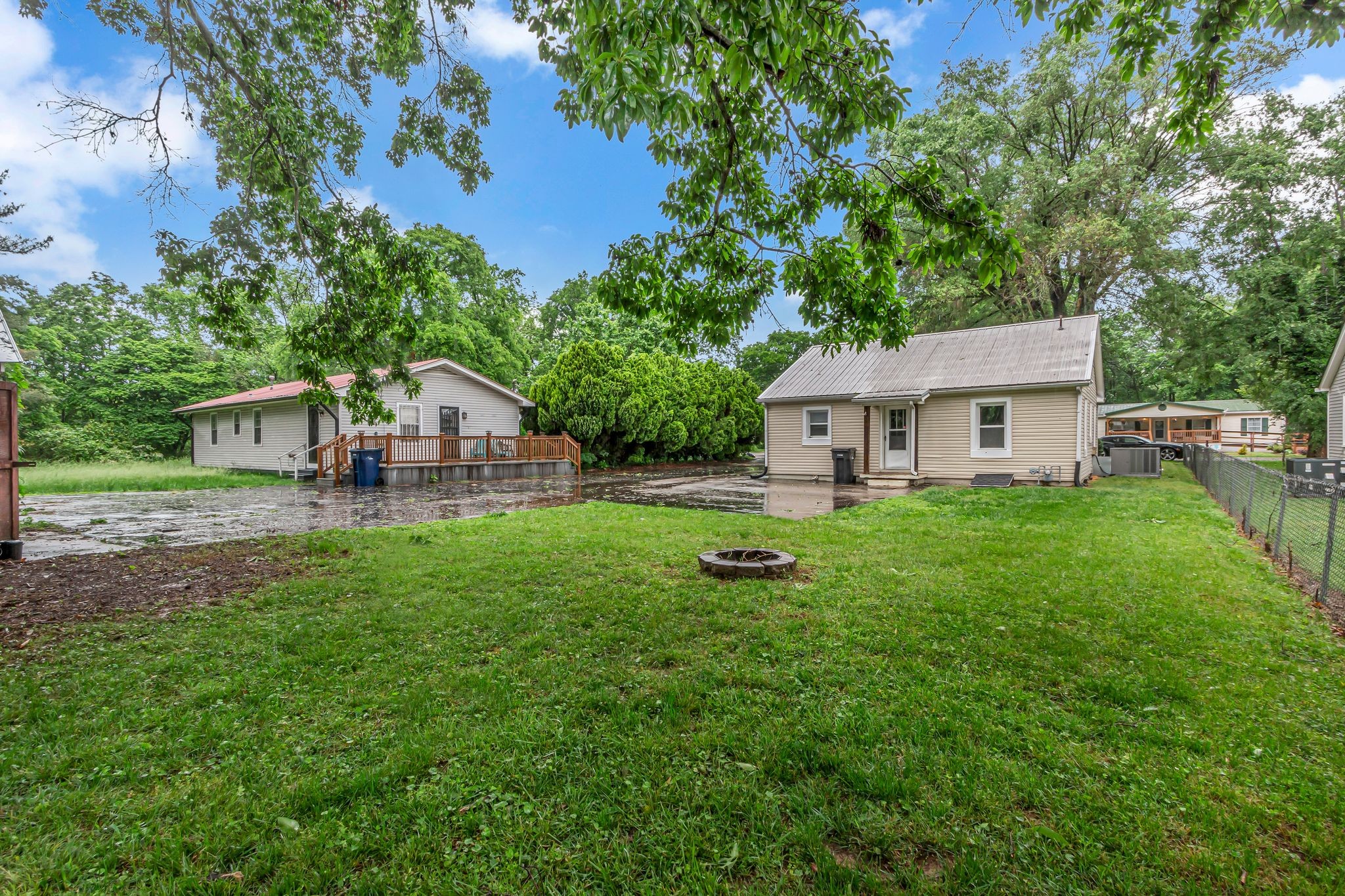 154 Morningside Lane Columbia, TN 38401 - Photo 25 of 26 a aerial view of a house next to a yard and deck