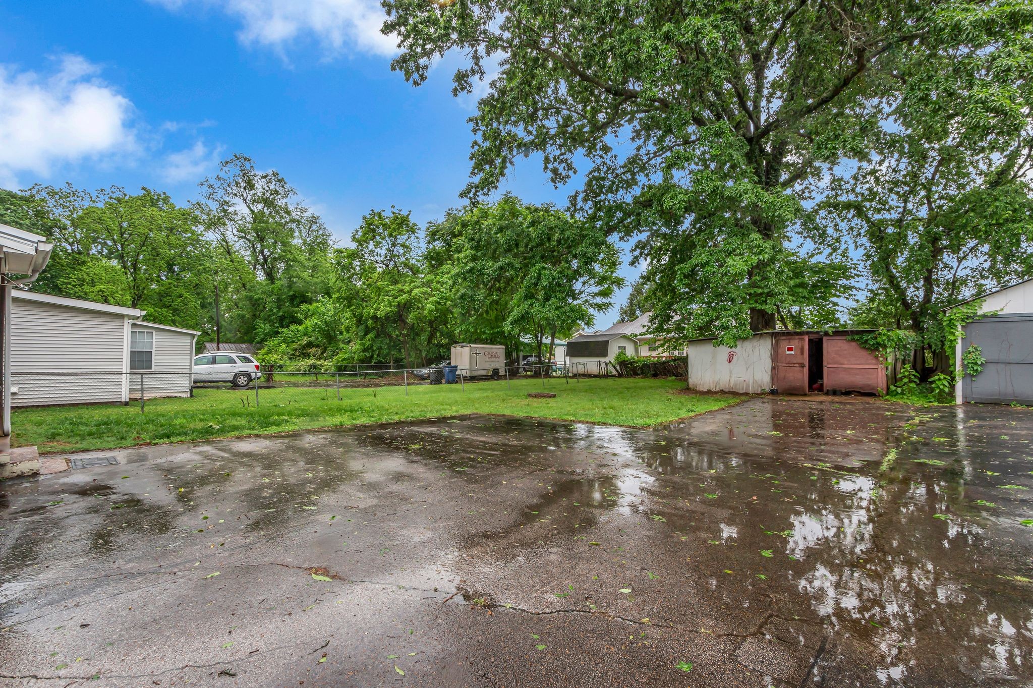 154 Morningside Lane Columbia, TN 38401 - Photo 26 of 26 a view of a yard with a house