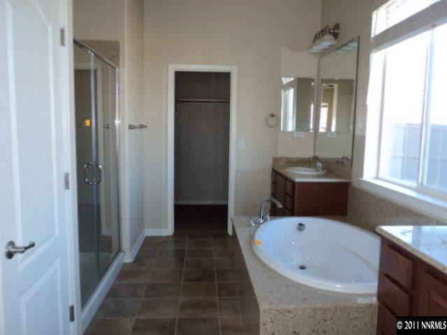 8700 Spearhead Way Reno, NV 89506 - Photo 8 of 13 Photo 8